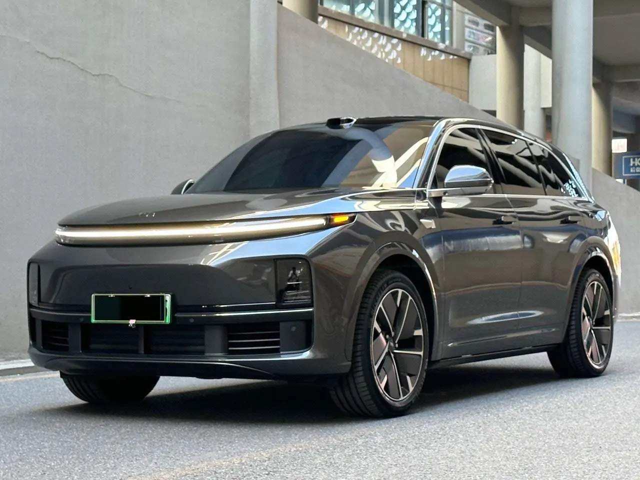 Открыть галерею: Li 2025 L7 Max Intelligent Rejuvenation New Edition Automatic Gear