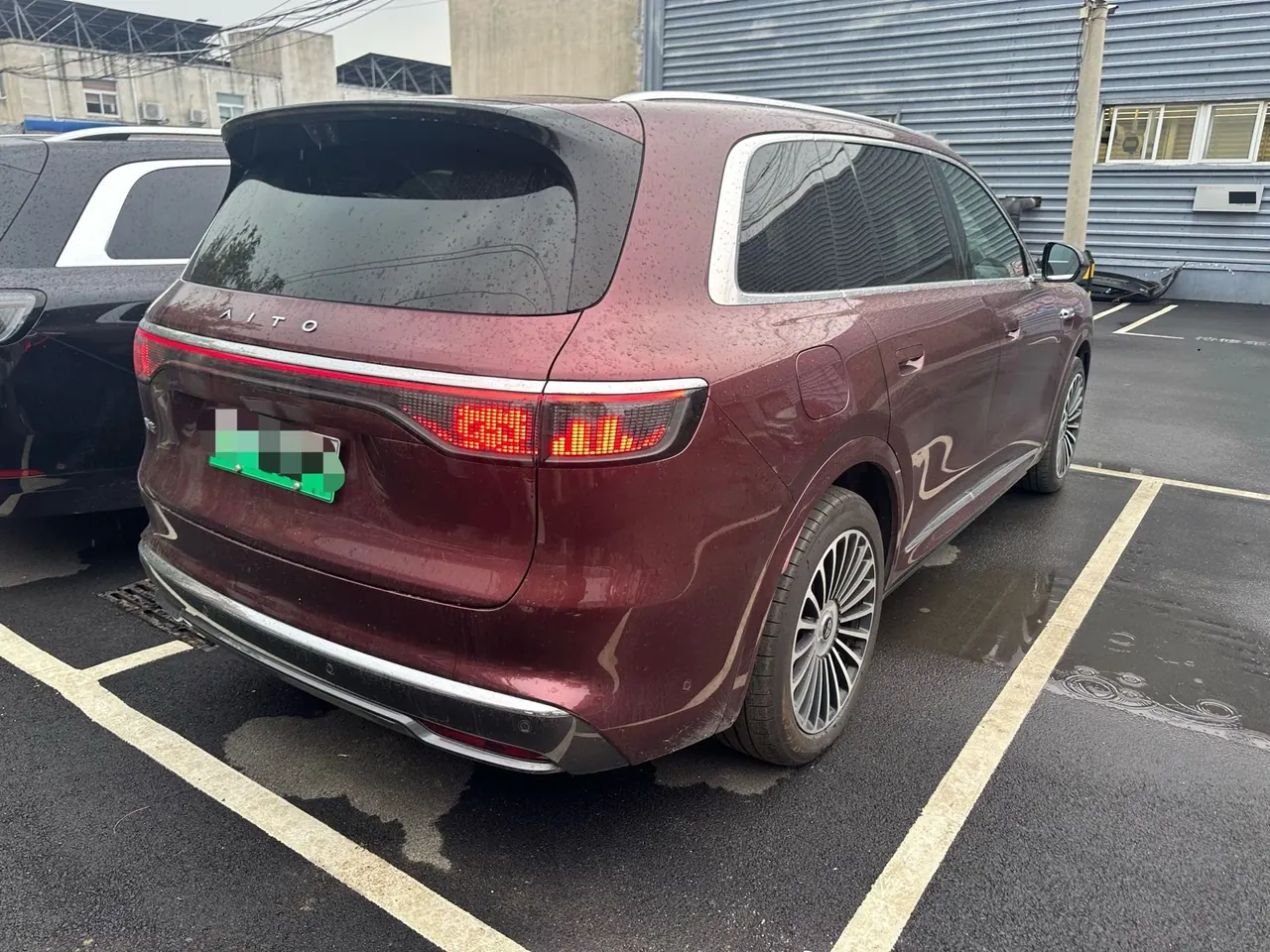 AITO 2025 AITO M8 Ultra 53.4kWh 6-seat automatic gear 17