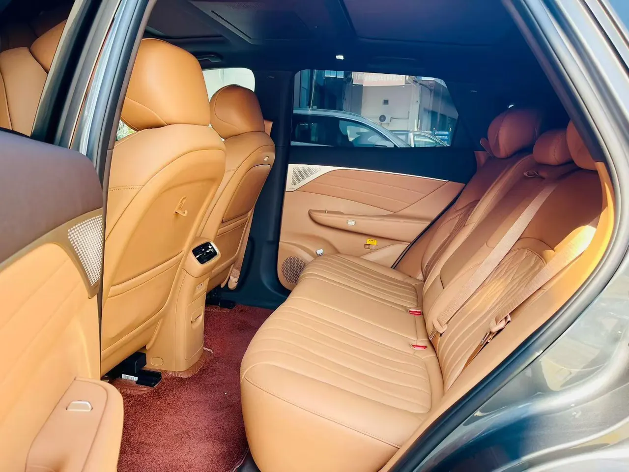 Aeolus 2025 L8 1.5T 185KM Dream Edition Automatic Gear 5