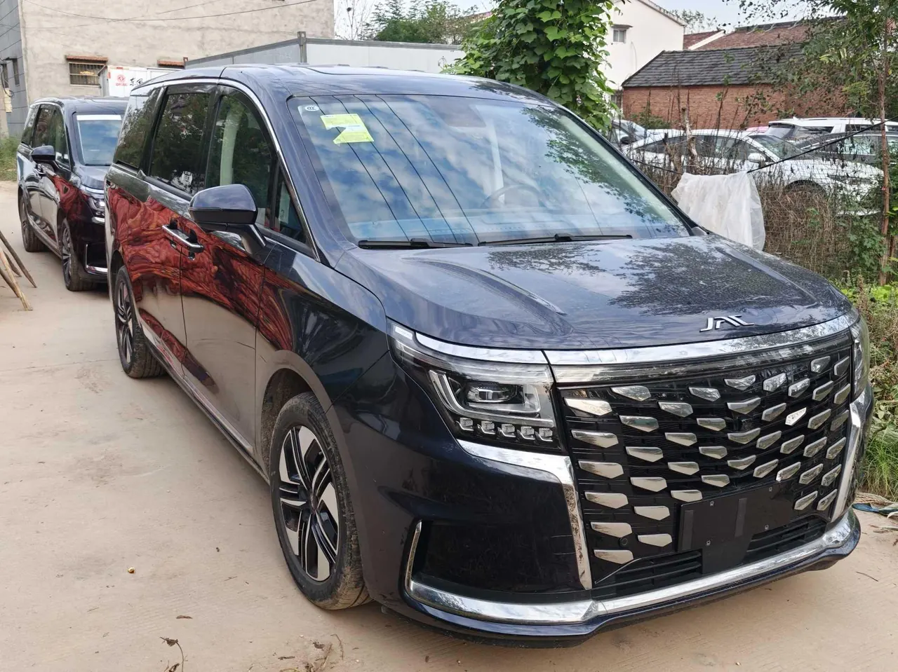 JAC 2024 Ruifeng RF8 PHEV 1.5T 150KM Smart Leaf Flagship Automatic Gear 3