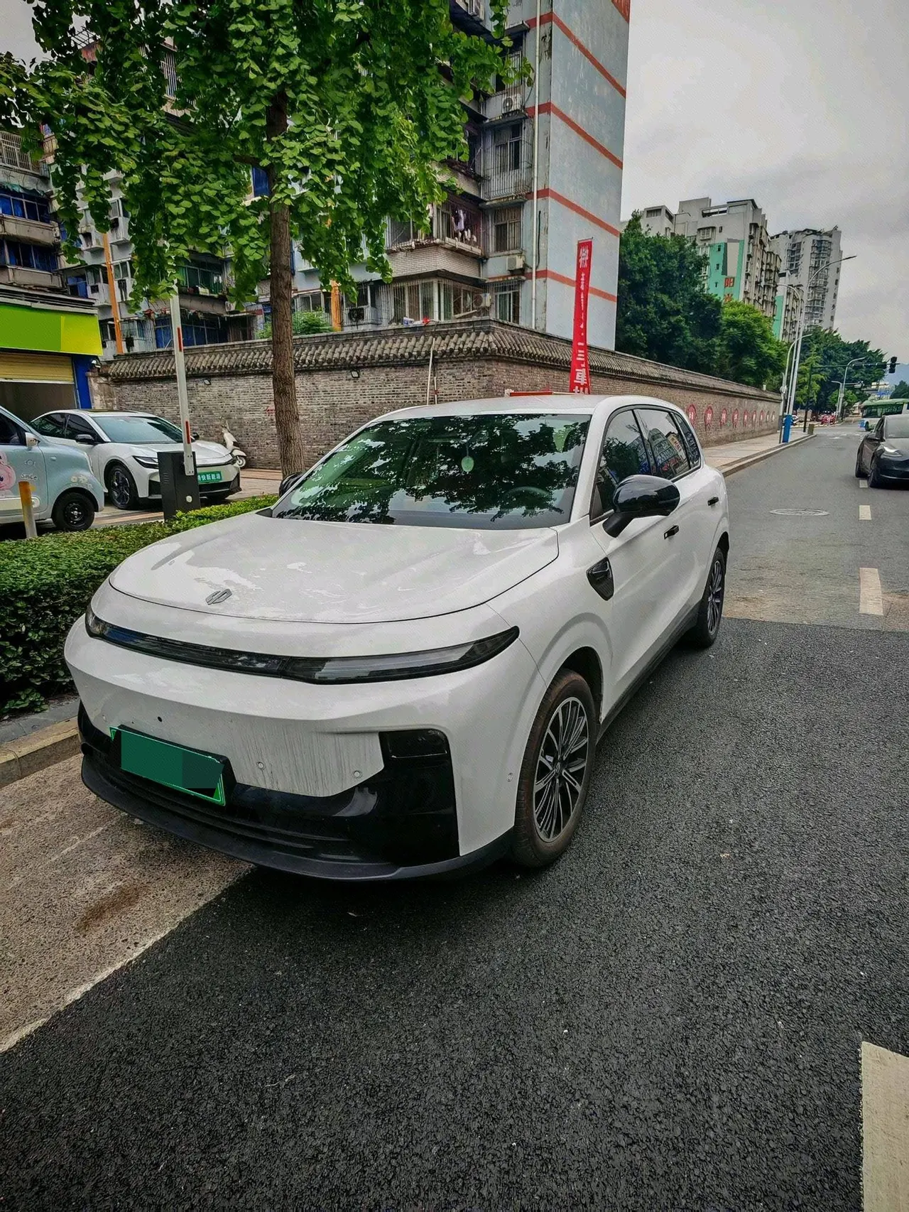 Open image lightbox: Leapmotor 2025 B 10 510 Comfortable Smart Driving Edition Automatic Gear