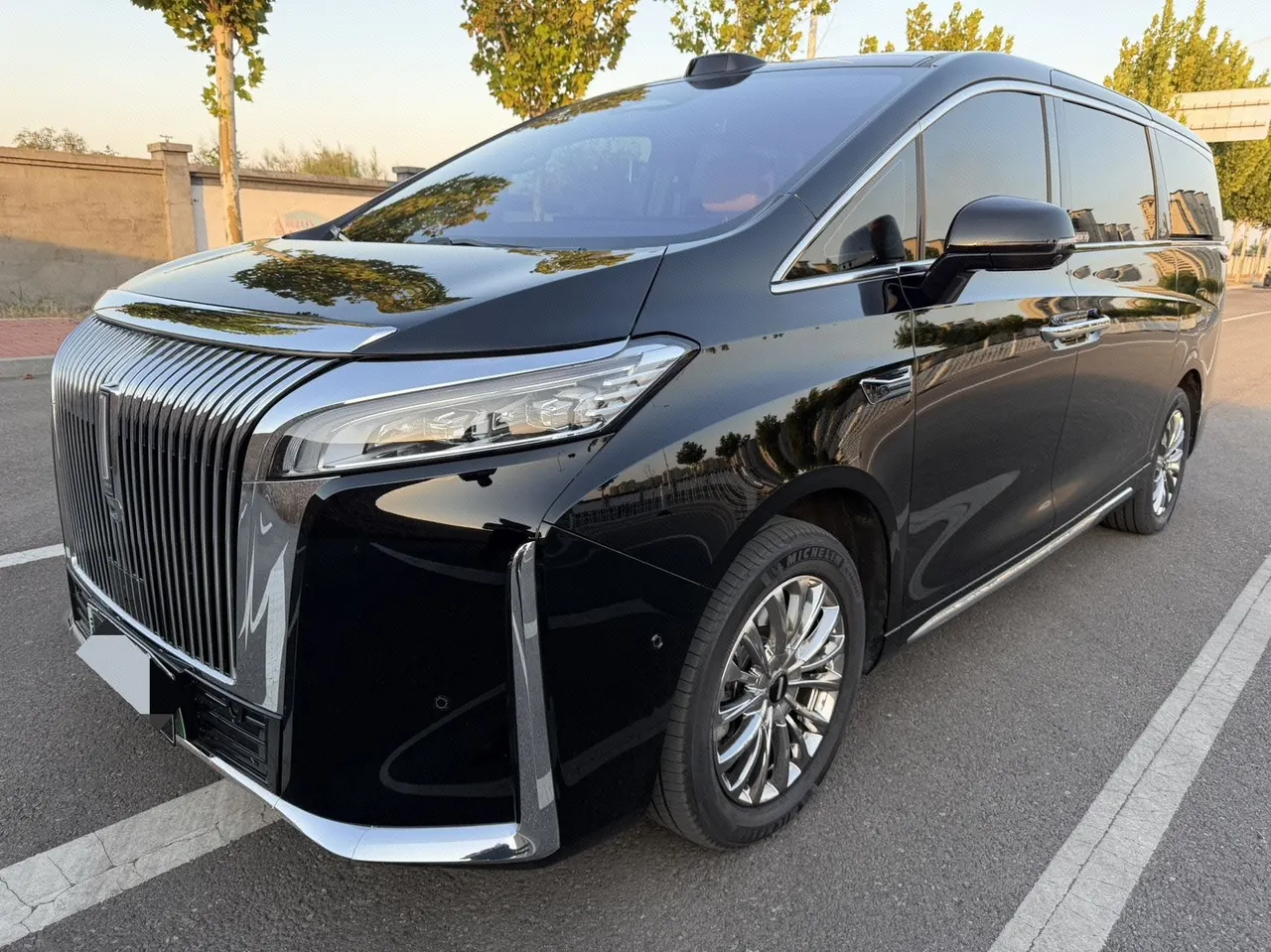 Open image lightbox: WEY 2025 VV7 Hi4 1.5T Four-Wheel-Drive Automatic Model