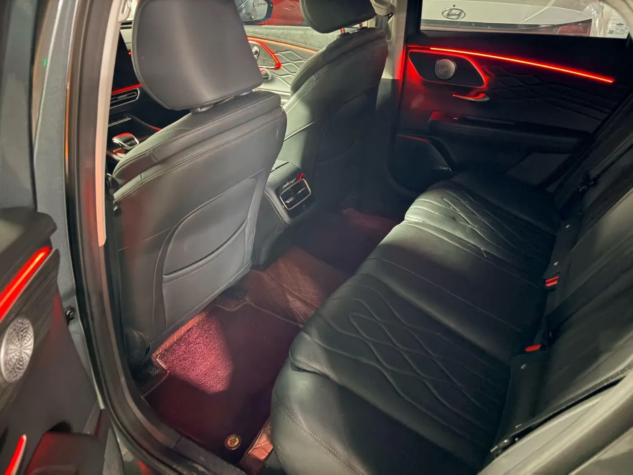 Chery 2025 Arrizo 8 Pro 1.6T Luxury Automatic Gear 3