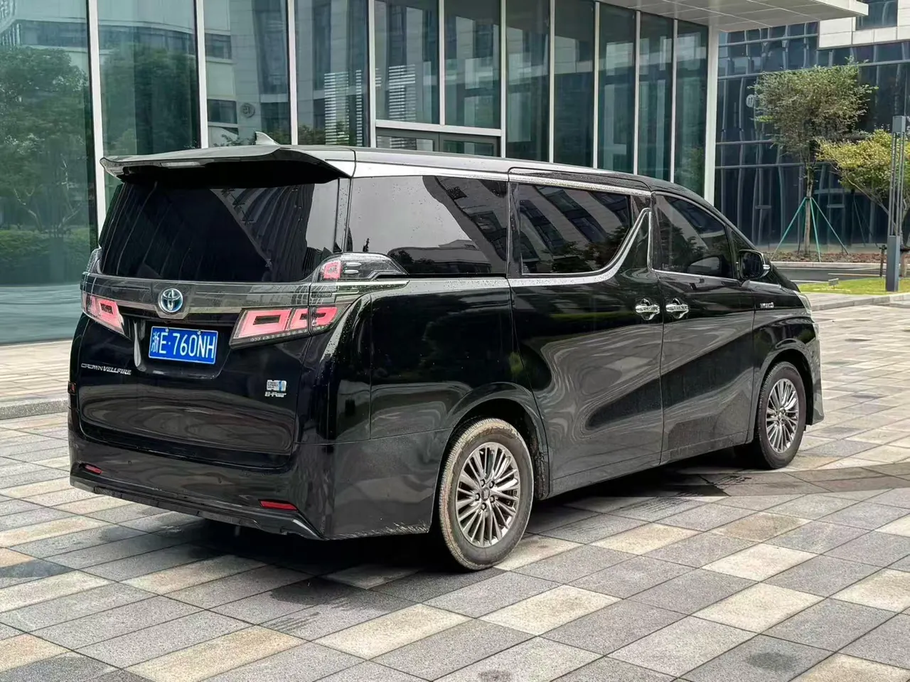 Toyota Wilfa (Imported) 2021 Crown Wilfa 2.5 Stepless Crown HV Deluxe Edition Automatic Gear 3
