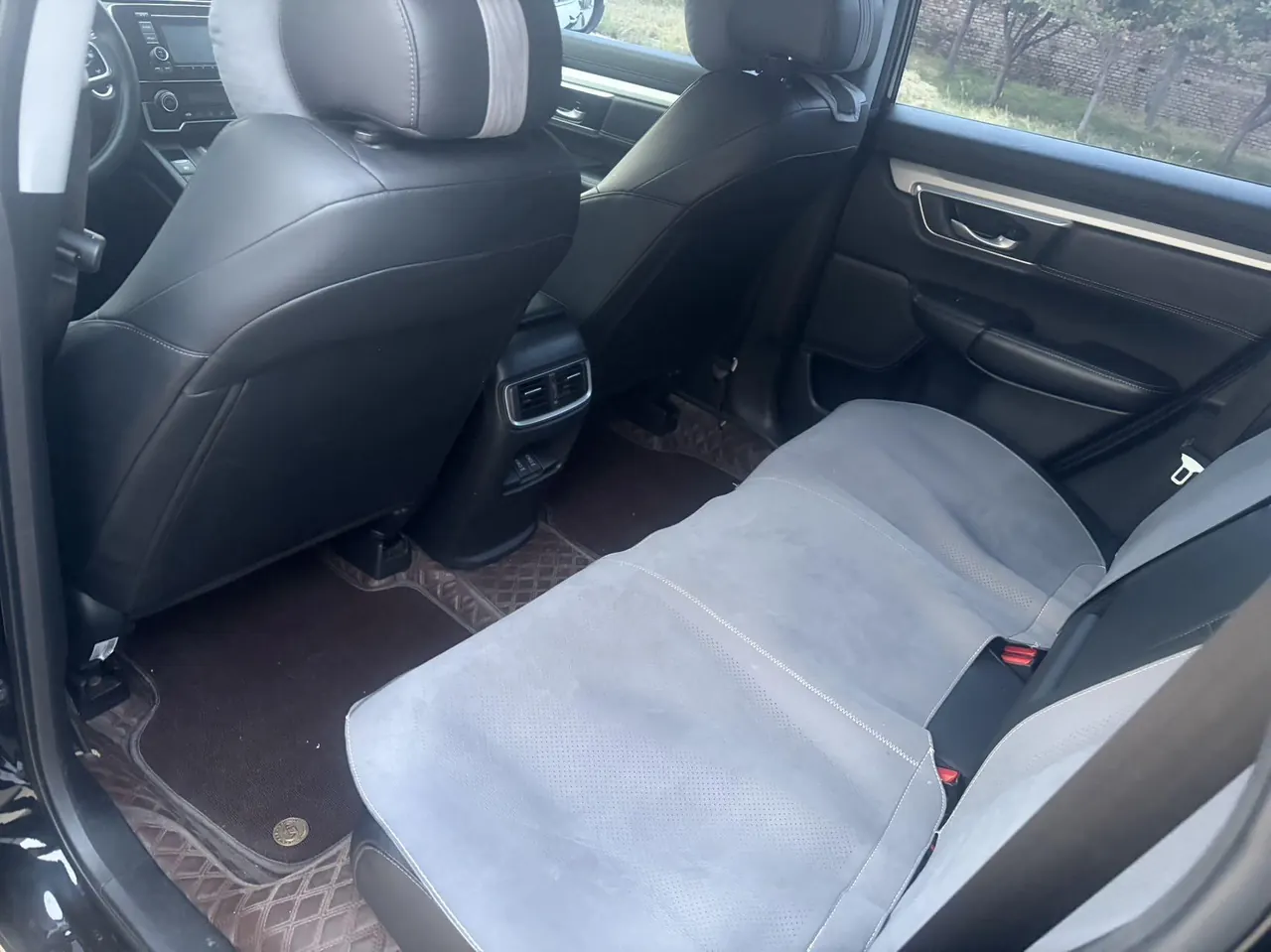 Honda 2021 CR-V hybrid 2.0 stepless two-wheel drive sharp and net speed version automatic transmission 9