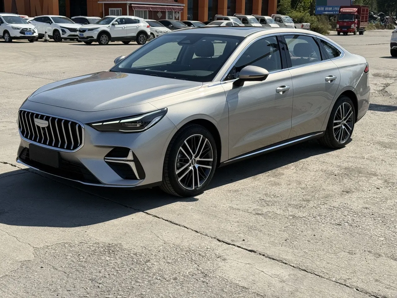Geely 2026 Emgrand – Sedan 1.5T Flagship Automatic - View 1