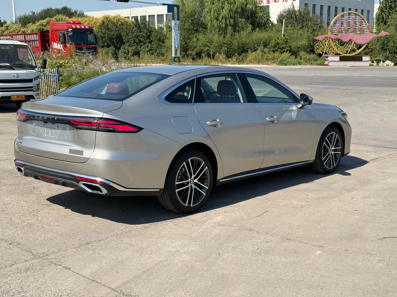 Geely 2026 Emgrand – Sedan 1.5T Flagship Automatic 7
