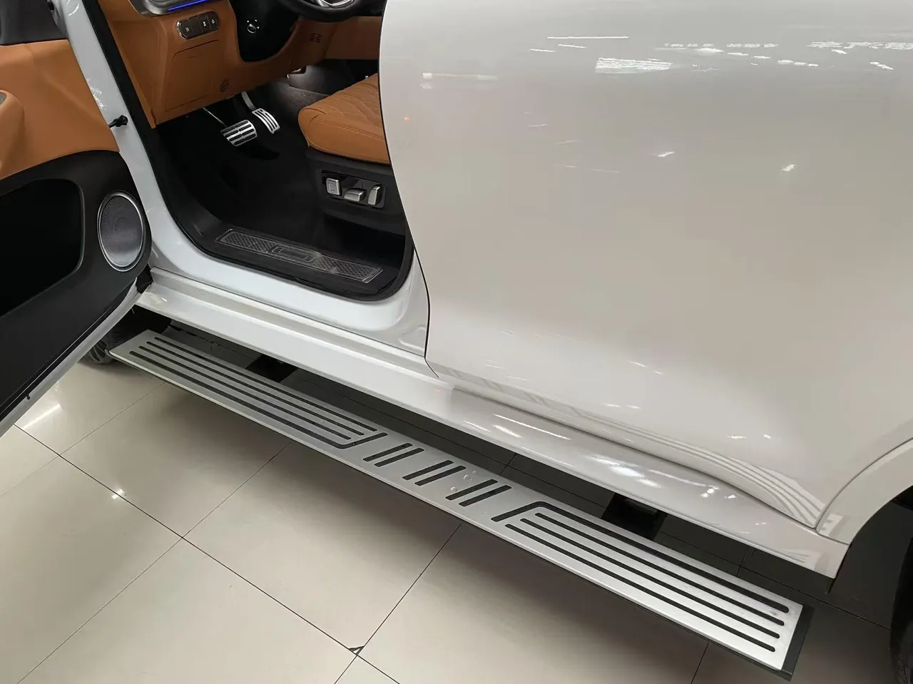 Tank 500 New Energy 2026 Model Tank 500 Hi4-T 2.0T Smart Enjoyment Version Automatic Transmission 22