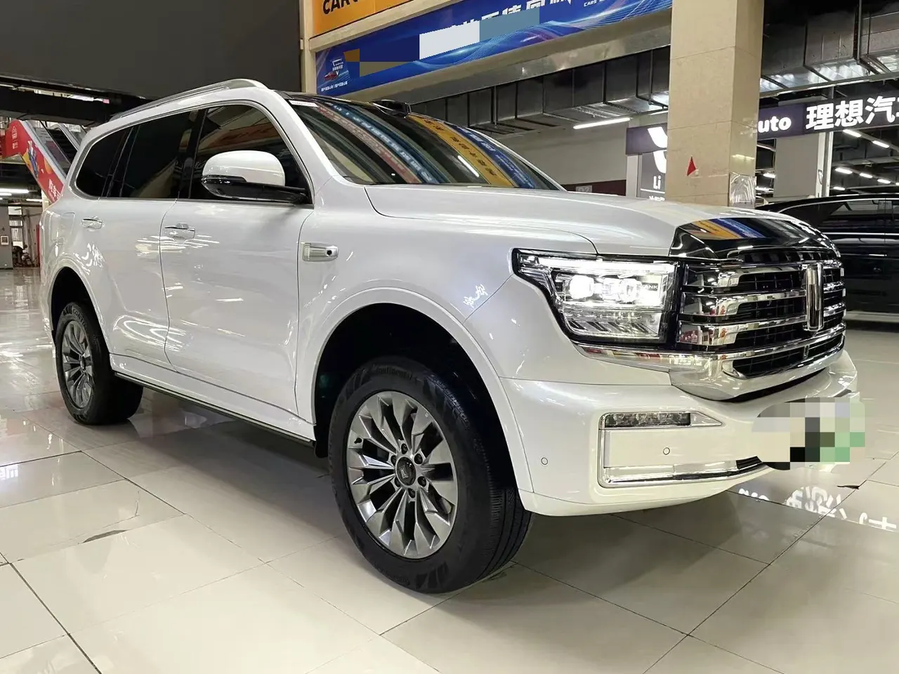 Tank 500 New Energy 2026 Model Tank 500 Hi4-T 2.0T Smart Enjoyment Version Automatic Transmission 3