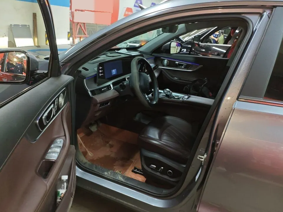 Chery 2024 Ruihu 8 PRO 2.0T 390T Champion Edition Two-Drive Peak Edition 7-seat Automatic Gear 2