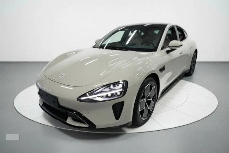 Открыть галерею: MI 2024 SU 7 700km Rear Drive Long Endurance Smart Driving Edition Automatic Gear