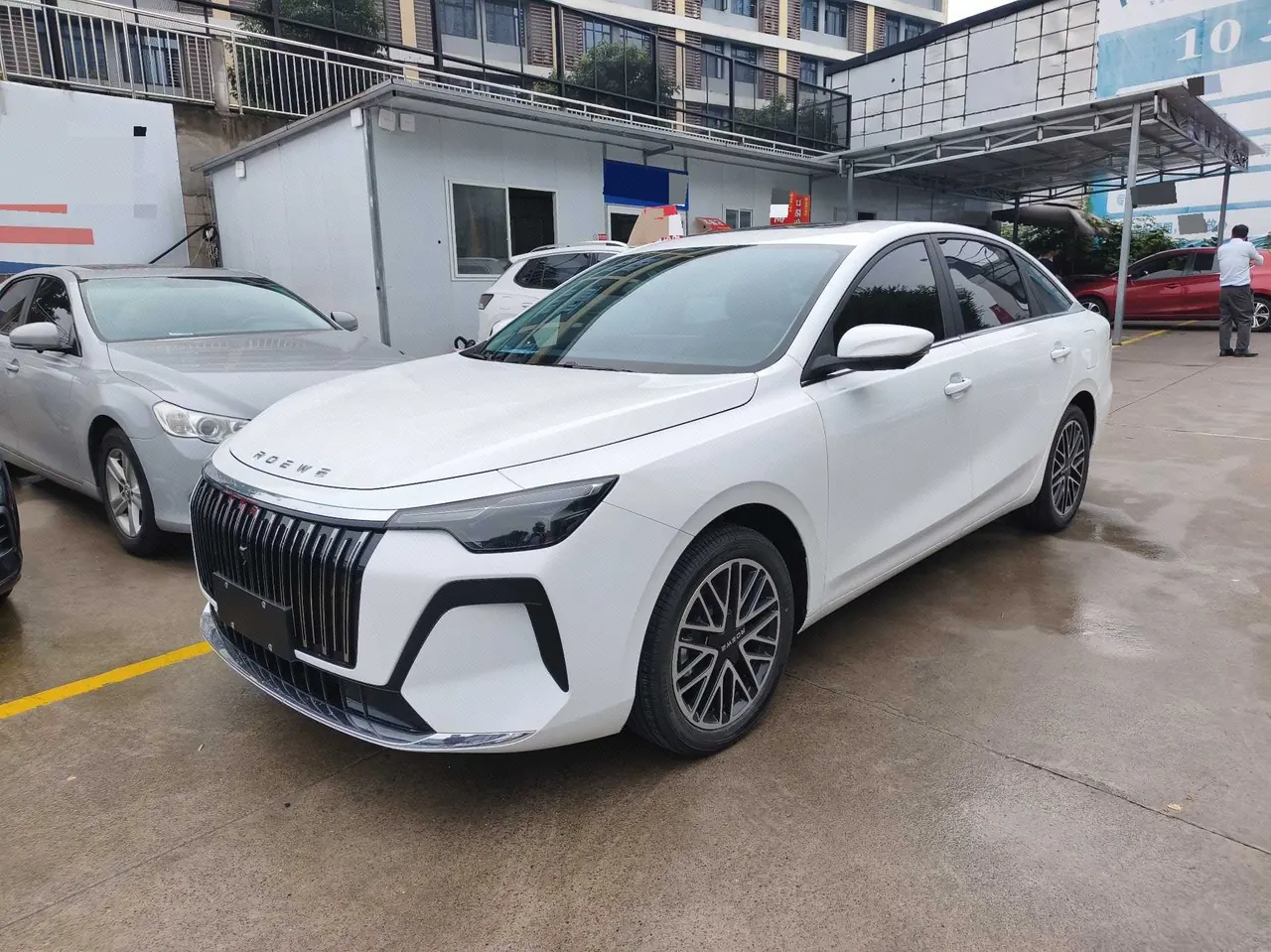 Roewe 2026 i6 1.5 stepless long-term automatic gear - View 1