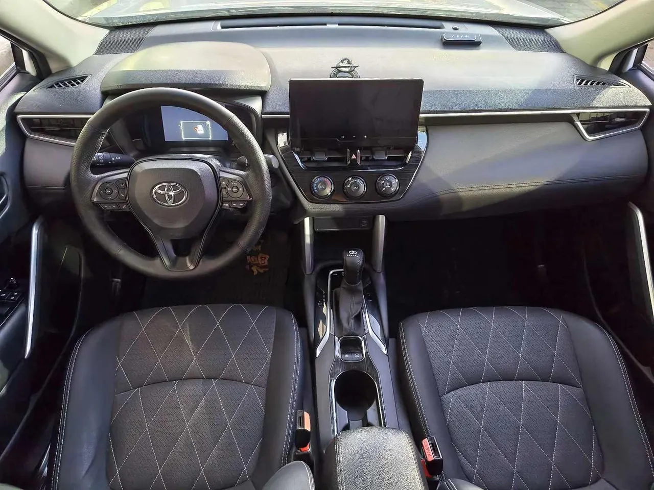 Toyota 2024 Corolla Cross 2.0 CVT Pioneer Edition, Automatic Transmission 9