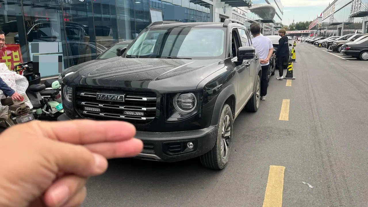 Open image lightbox: Haval 2022 Big Dog 1.5T Two-Drive Husky Edition Automatic Gear