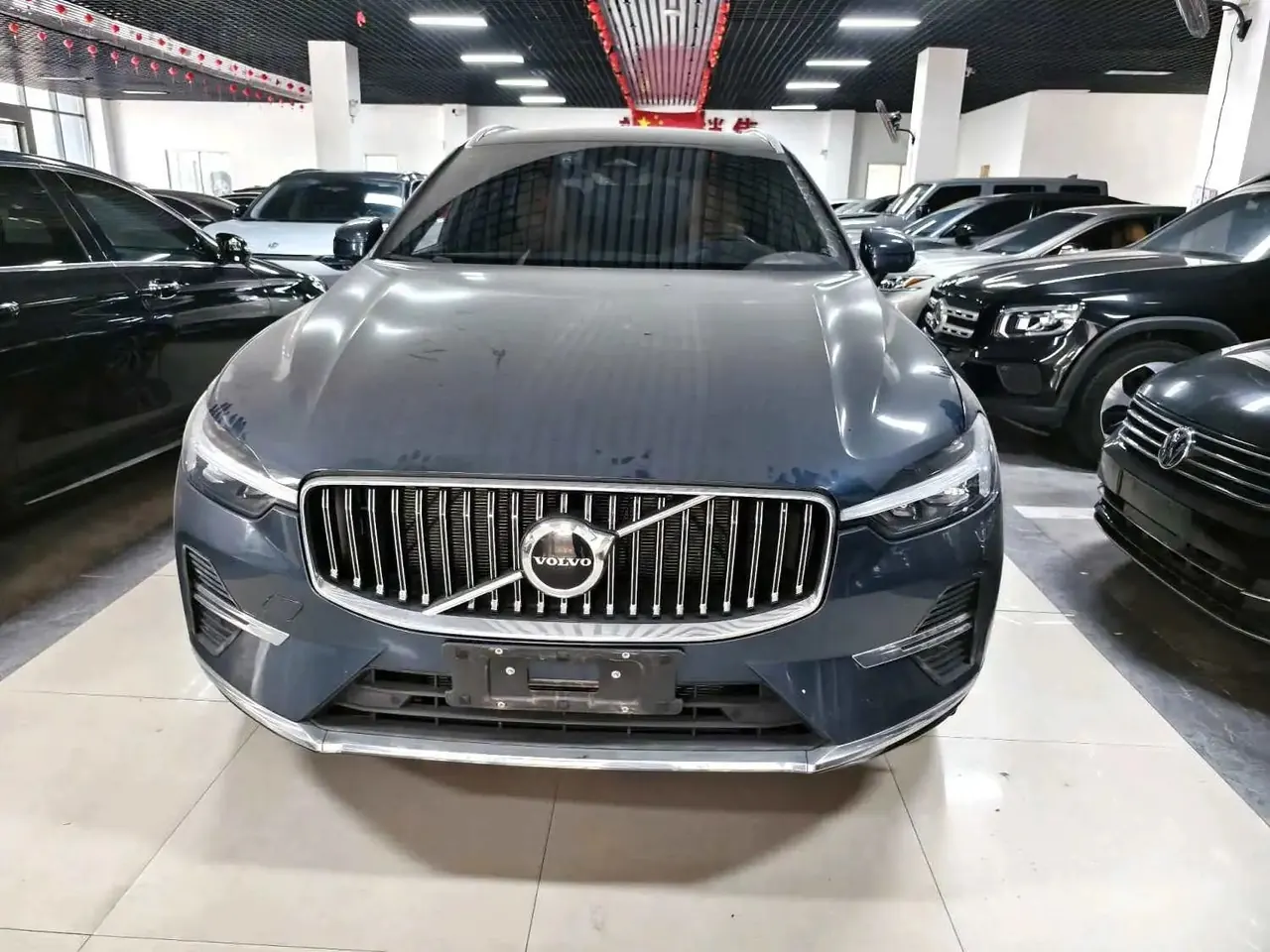 Volvo 2024 XC60 48V 2.0T B5 4-wheel drive Zhiyuan Deluxe Edition Automatic Gear 2