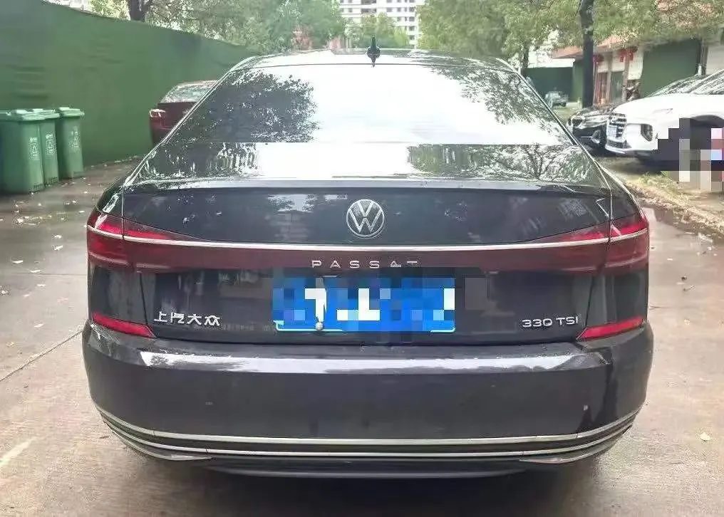 Volkswagen 2023 Passat 2.0TSI 330TSI Starry Sky Luxury Edition (facelift) Automatic 5