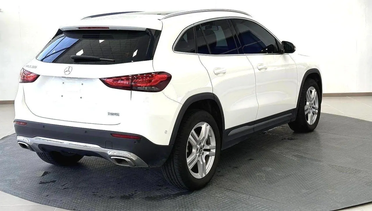Mercedes Benz 2022 GLA 200 1.3T (modified) automatic gear 2