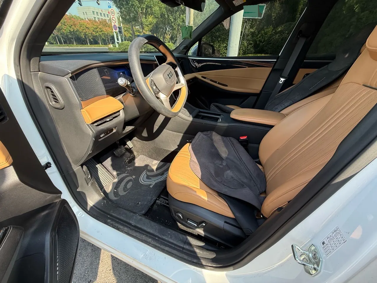 Geely Galaxy 2023 L7 1.5T 115km Starship Automatic Gear 3