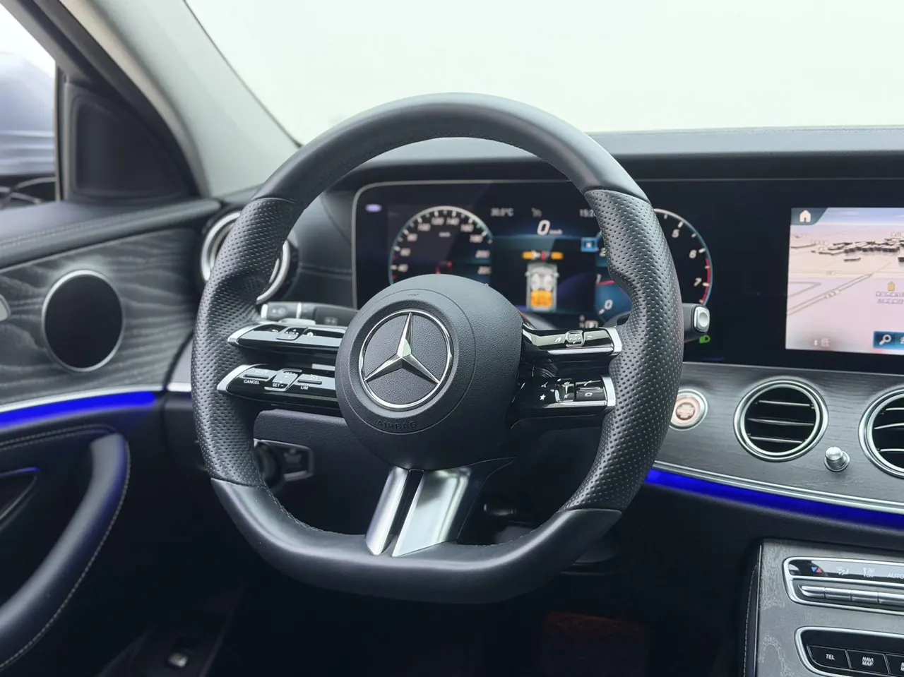 Mercedes Benz E Class 2022 E 260 L 2.0T Automatic 4