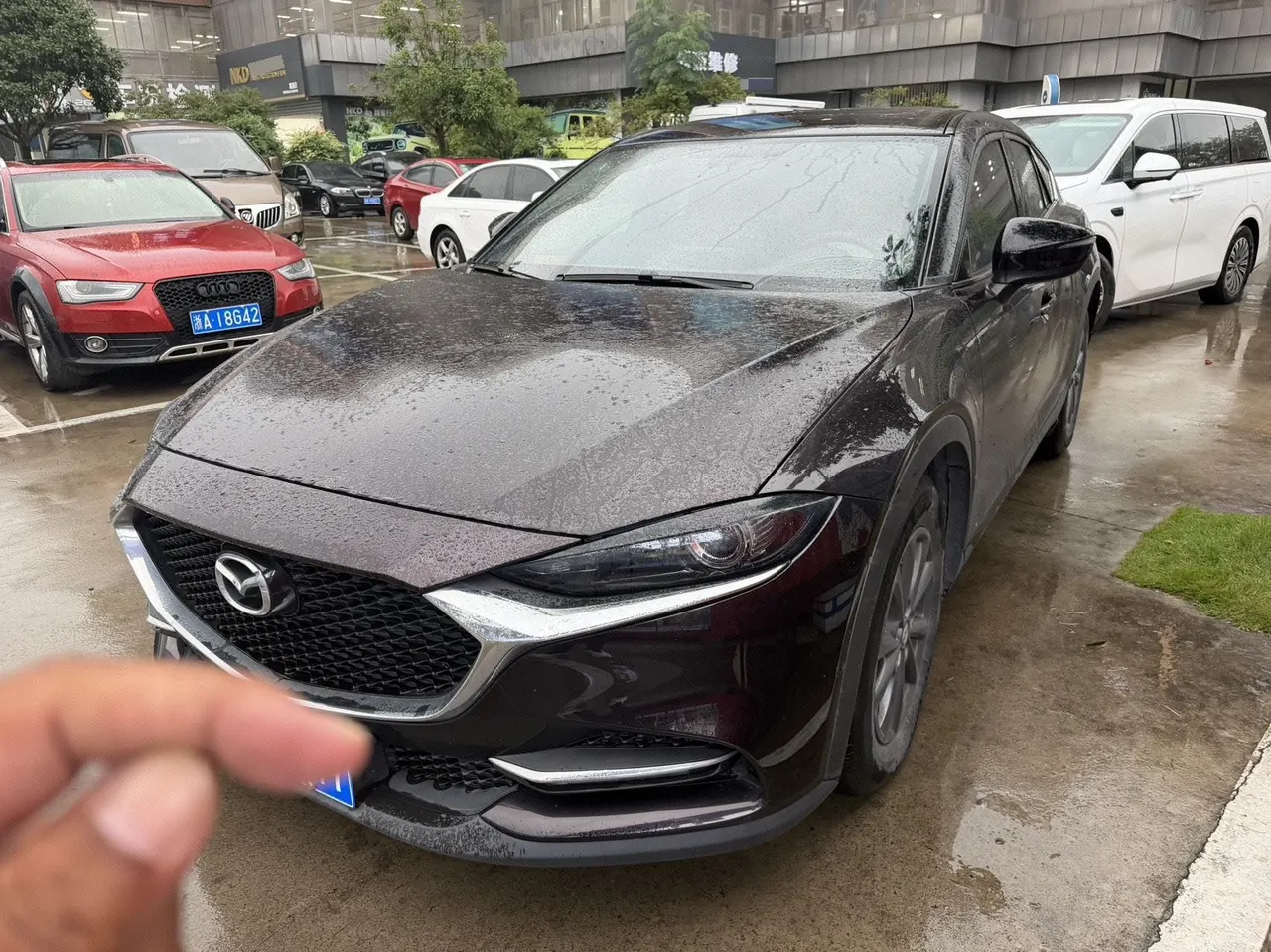 Open image lightbox: Mazda 2020 CX-4 100.00g Drive Blue Sky Exploration Edition Automatic Gear