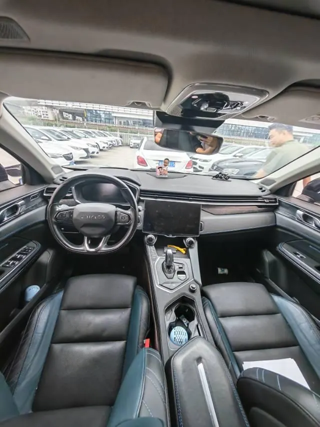 LYNK&amp;CO 2022 LYNK&amp;CO 05 2.0TD Two-wheel Drive Halo Automatic Gear 4