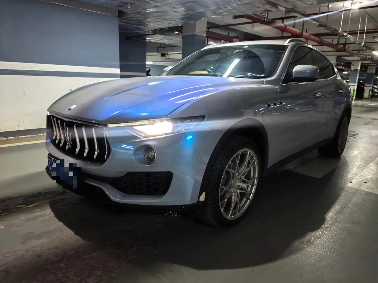 Открыть галерею: Maserati Levante (Imported) 2021 Levante 3.0T Standard Edition Automatic Gear