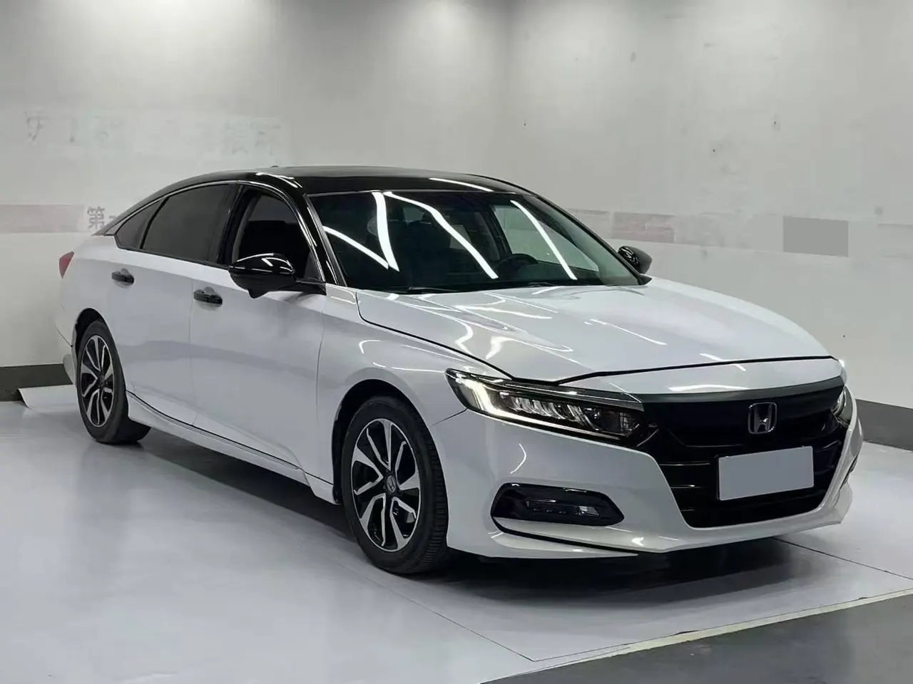 Honda 2021 10th Generation Accord 1.5T Stepless 260TURBO Luxury Star Limited Edition Automatic Gear 6
