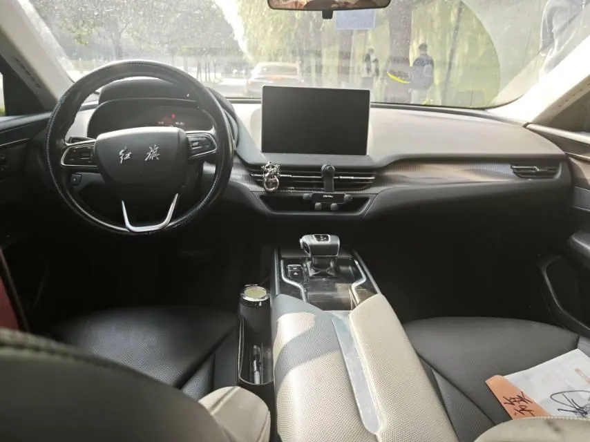 HongQi 2022 E-QM 5 431km Charging Enjoy Edition Automatic Gear 5