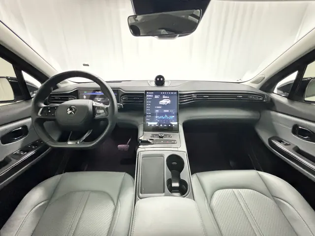 NIO 2020 ES 6 600KM Sports Edition Automatic Gear 8