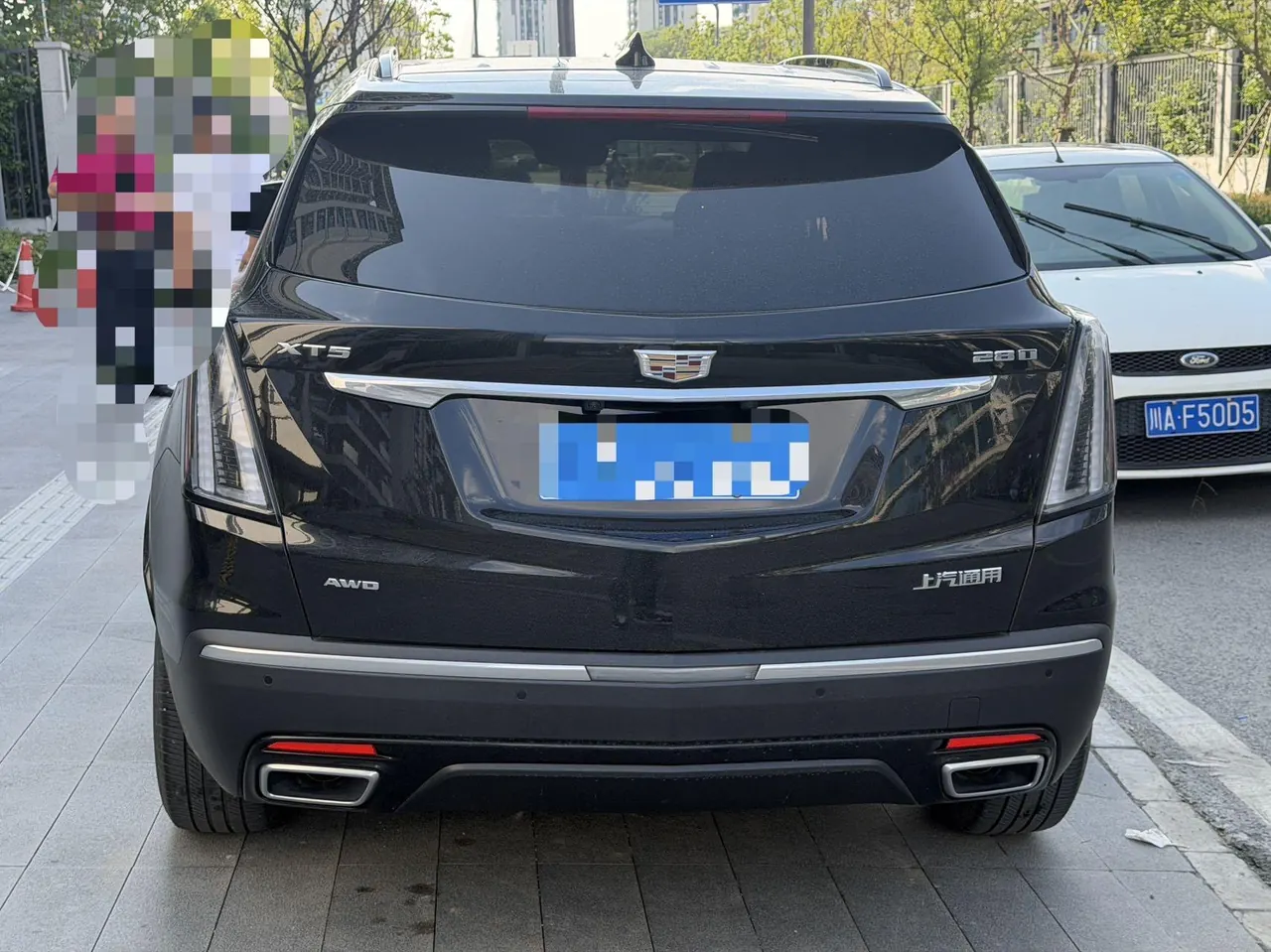 Cadillac 2020 XT5 2.0T 28T 4-wheel drive leading sports automatic gear 5