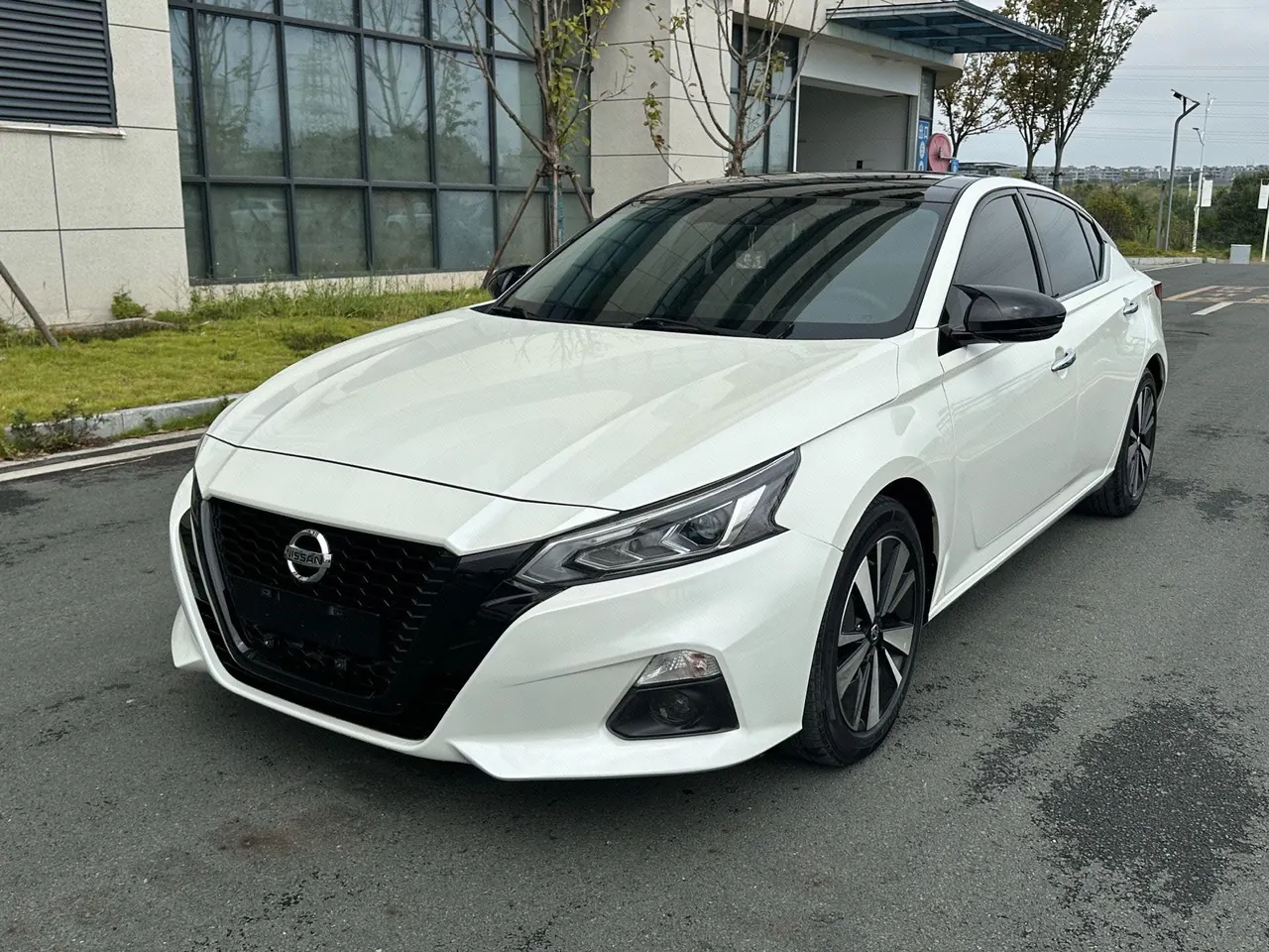 Open image lightbox: Nissan 2021 Teana 2.0 Stepless XL Comfort Edition Automatic Gear
