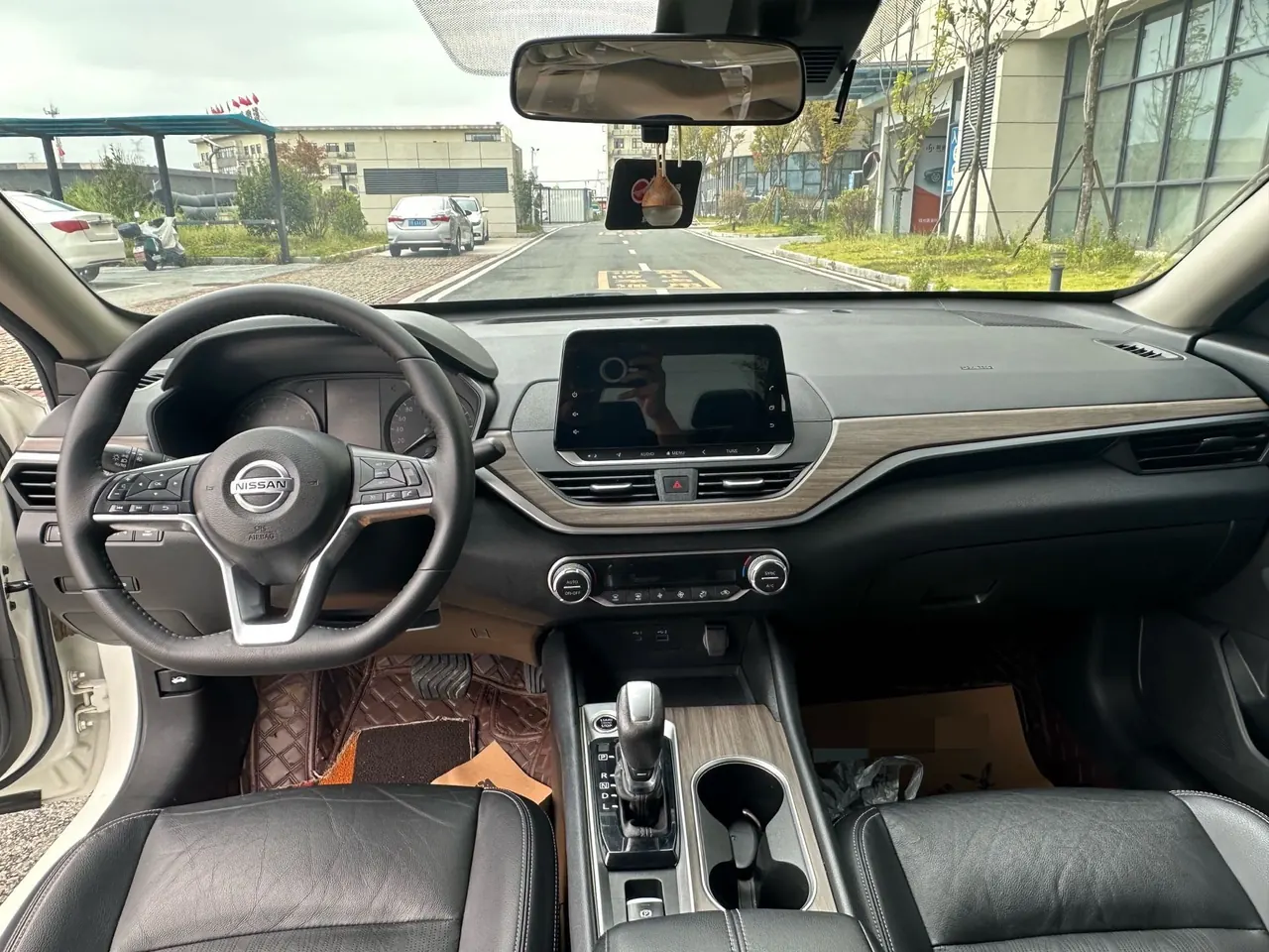 Nissan 2021 Teana 2.0 Stepless XL Comfort Edition Automatic Gear 8