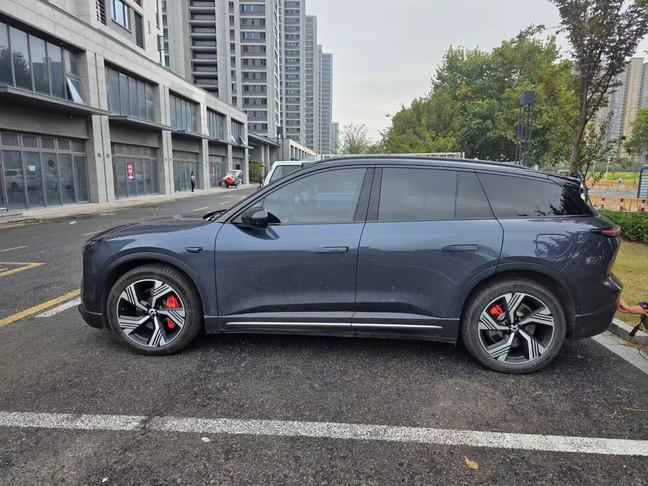 NIO 2023 ES6 75kWh automatic gear 2