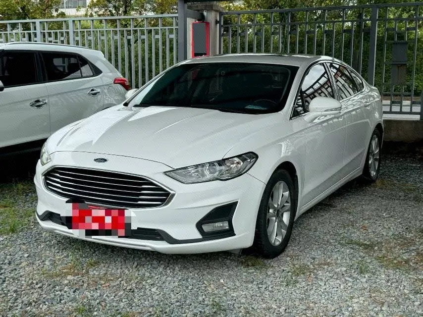 Открыть галерею: Ford 2020 Mondeo 1.5T EcoBoost 180 Fashion Automatic
