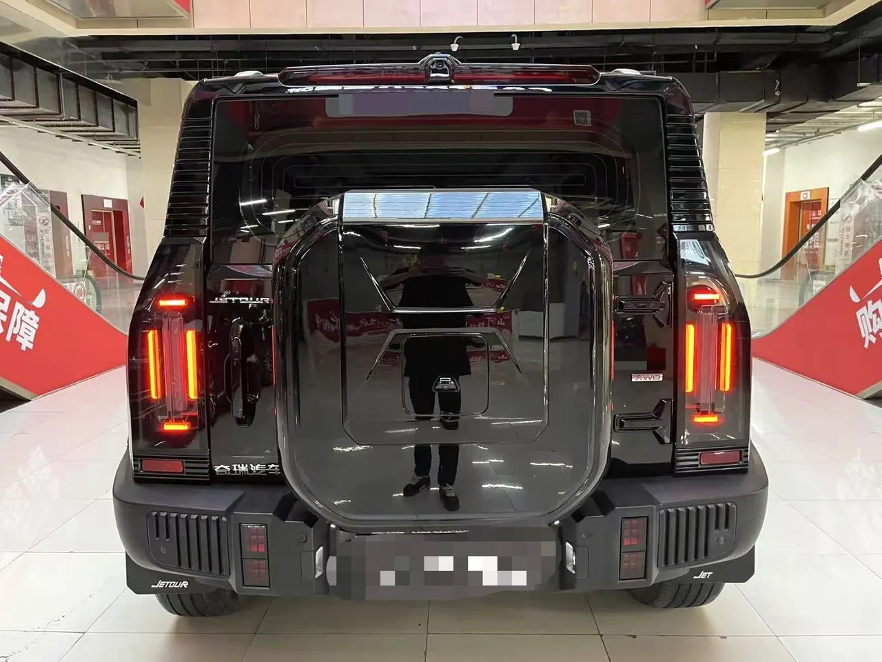 Jetour 2023 Traveler 2.0T Four-Wheel-Drive Cross-Country PRO Automatic 5