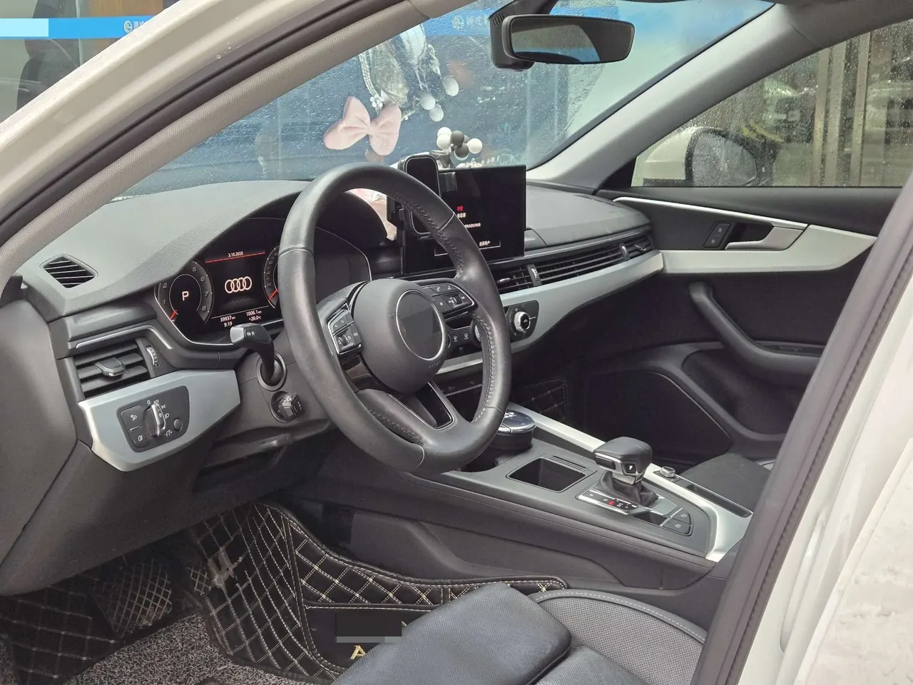 Audi 2020 A4L 2.0TFSI 40TFSI Fashion Dynamic Automatic 3