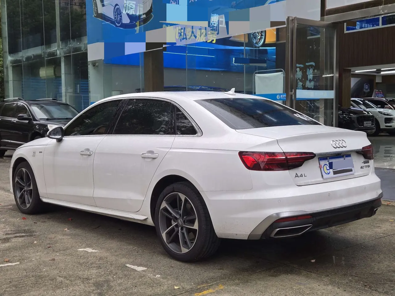 Audi 2020 A4L 2.0TFSI 40TFSI Fashion Dynamic Automatic 5