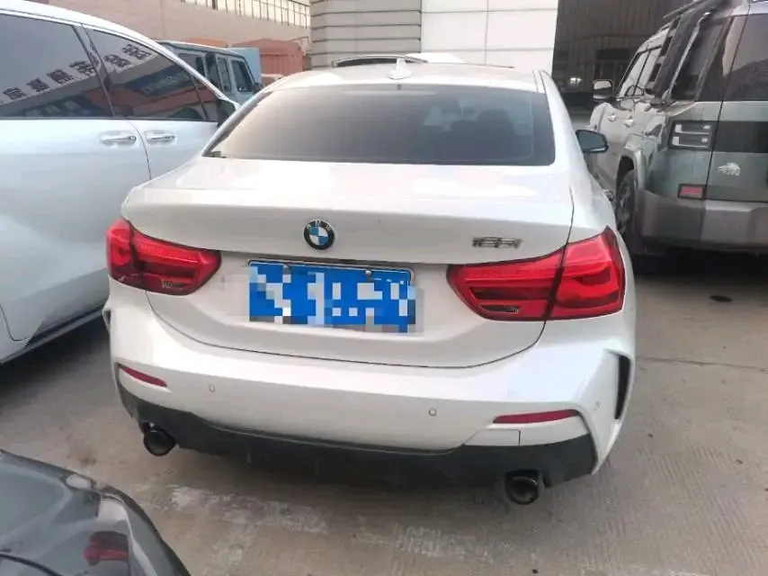 BMW 1 Series 2022 125i 2.0T M Sports Obsidian Night Edition Automatic Gear 7