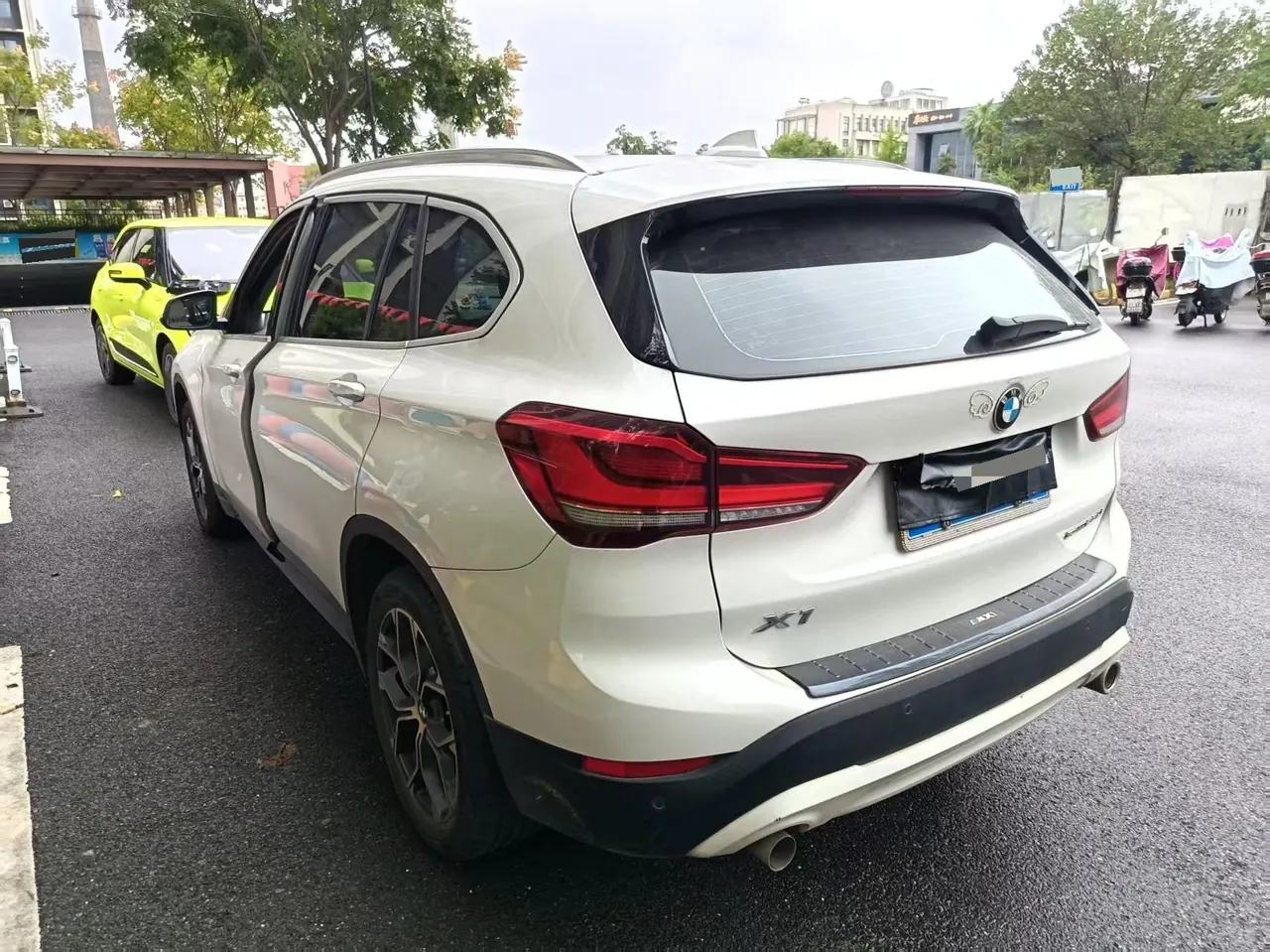 BMW 2021 X1 sDrive25Li 2.0T Leading Automatic Gear 4