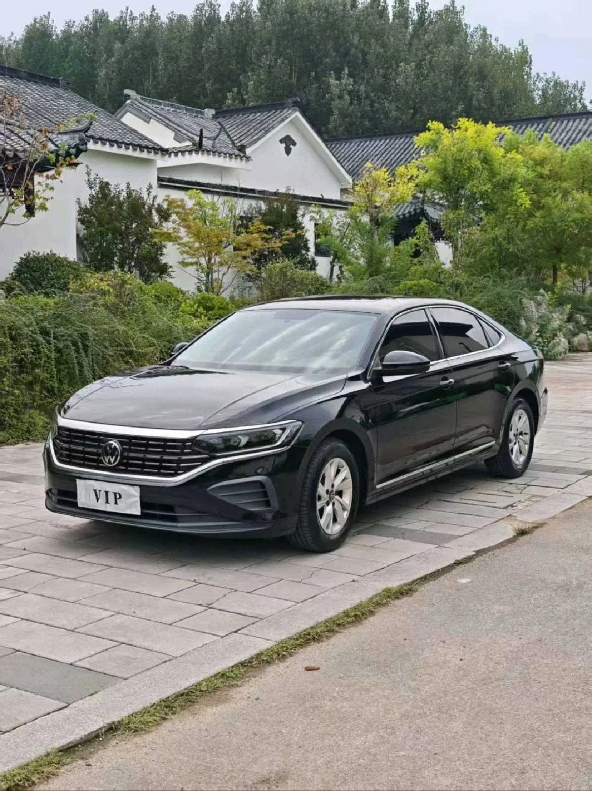 Открыть галерею: Volkswagen 2024 Passat 1.4TSI 280TSI Business Edition Automatic