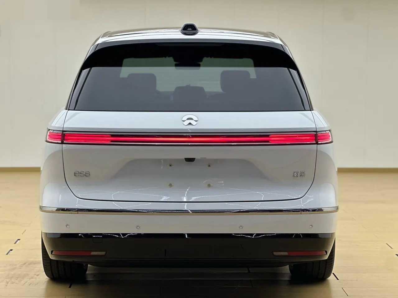 NIO 2026 ES8 5-seat Executive Deluxe Automatic Gear 10