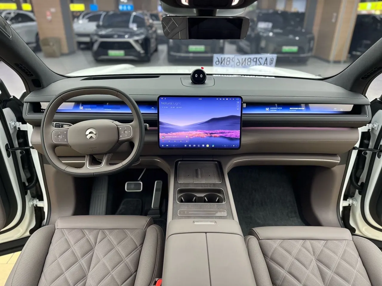 NIO 2026 ES8 5-seat Executive Deluxe Automatic Gear 5