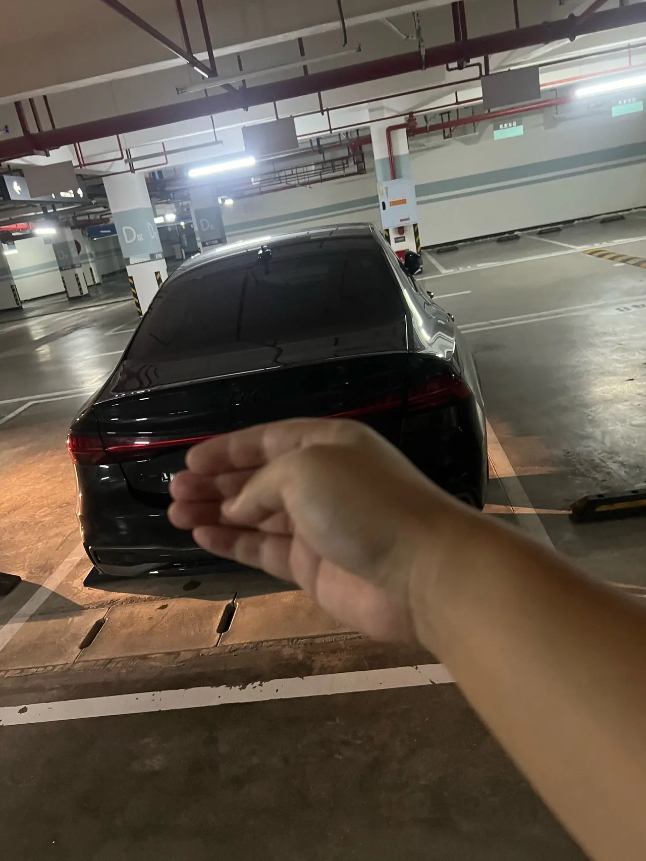 Audi 2024 A7L 2.0TFSI 45TFSI Quattro RS Kit Racing Edition Automatic 3
