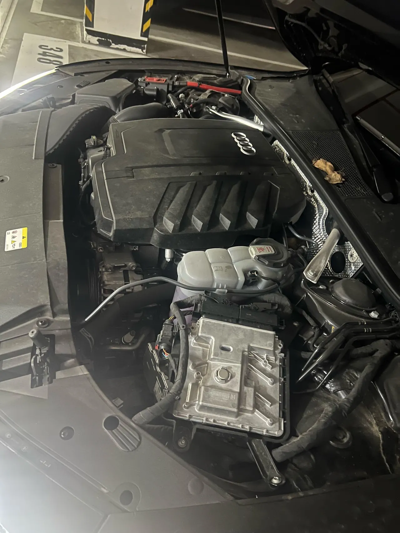 Audi 2024 A7L 2.0TFSI 45TFSI Quattro RS Kit Racing Edition Automatic 6