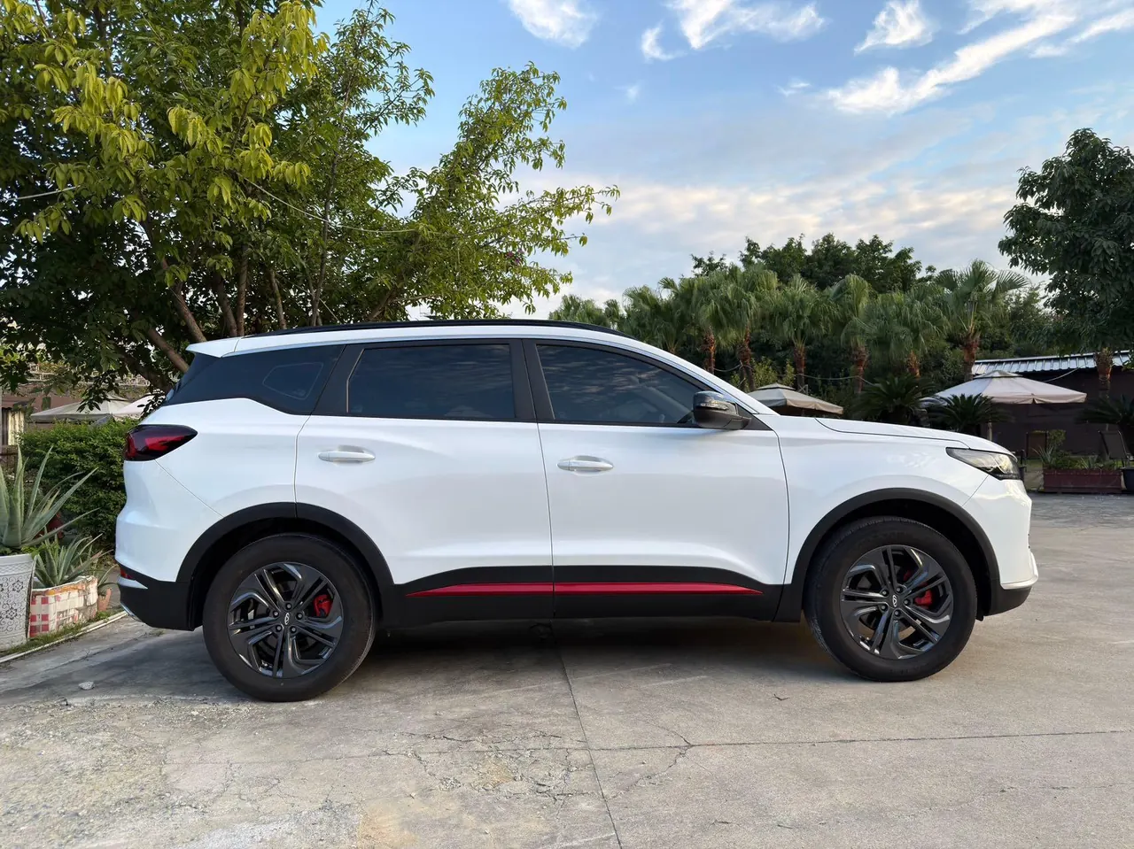 Chery 2022 Ruihu 7 1.5T Stepless Super Edition Super Warrior Automatic Gear 5