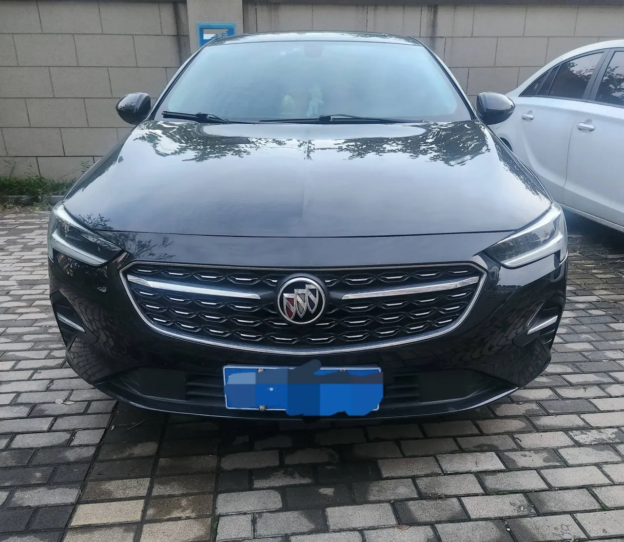 Buick 2020 Regal 1.5T 552T Elite Automatic Gear 2