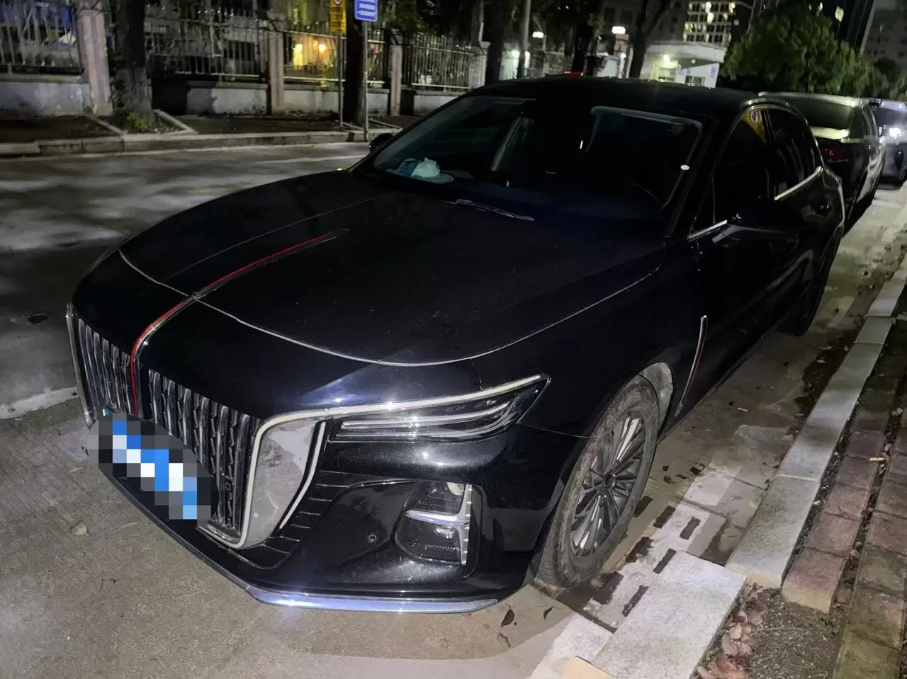 Open image lightbox: HongQi 2024 H5 1.5T Zhilian Flag Rhyme Edition Automatic Gear