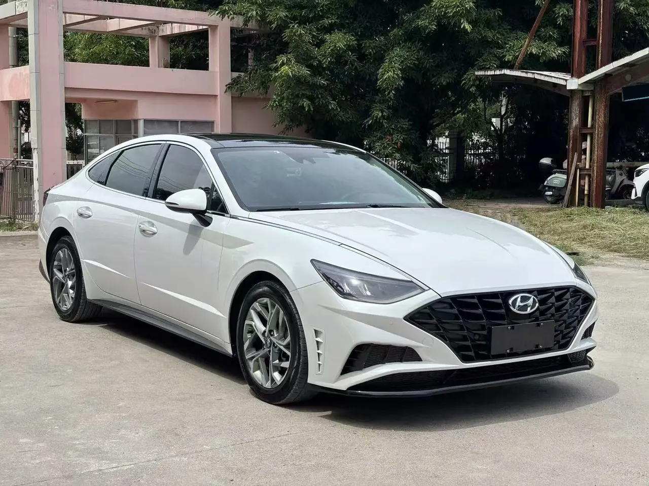 Hyundai 2020 10th Generation Sonata 1.5TGDi 270TGDi GLS Elite Edition Automatic Gear 3