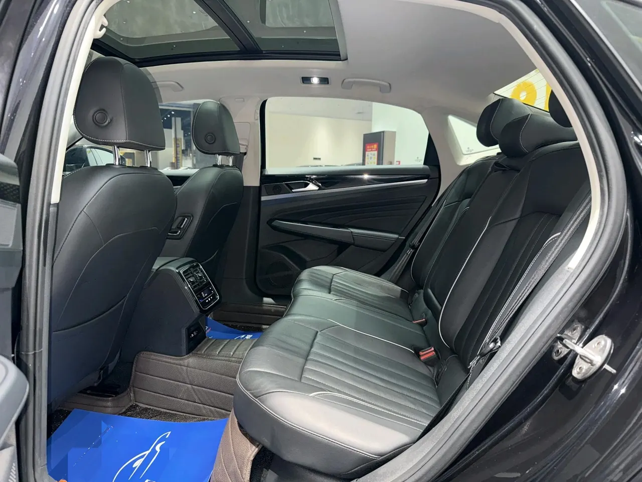 Volkswagen 2022 Passat 2.0TSI 330TSI Elite Edition Automatic 7