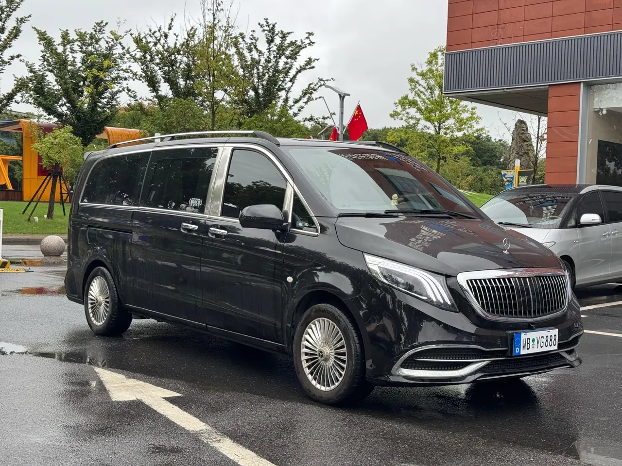 Mercedes Benz 2021 Vito 2.0T Business Edition 7-seat Automatic Gear 2
